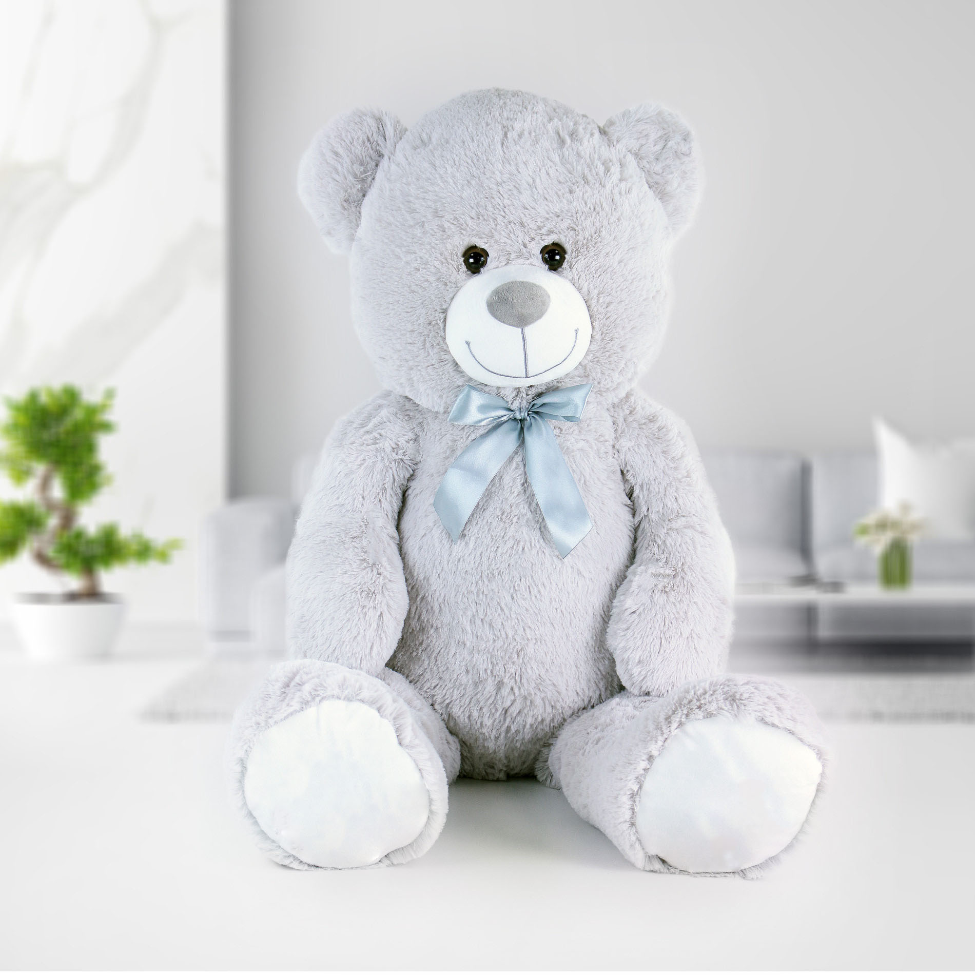 Velký plyšový medvěd Hugo s visačkou 80 cm