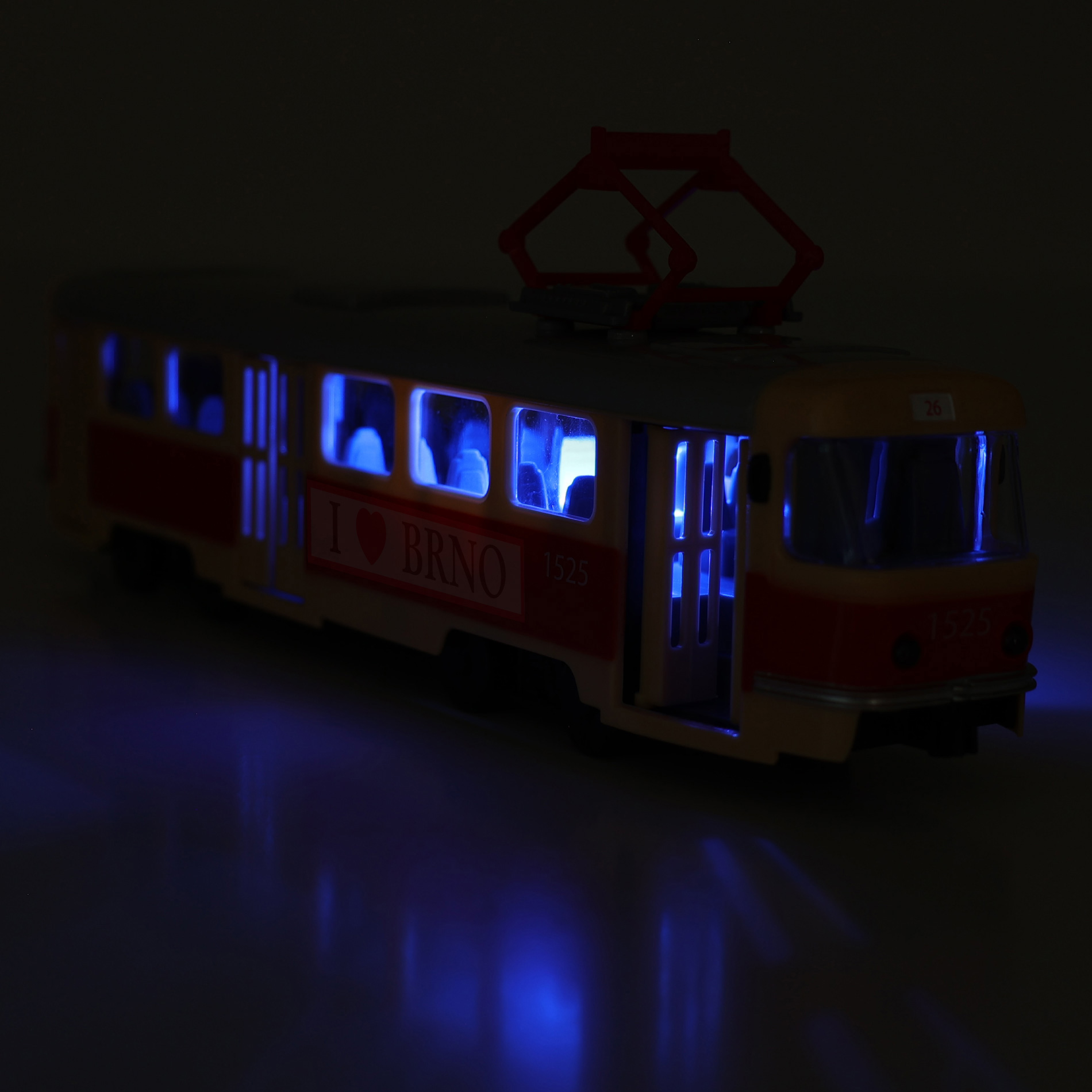 Tramvaj která hlásí zastávky česky 28 cm BRNO